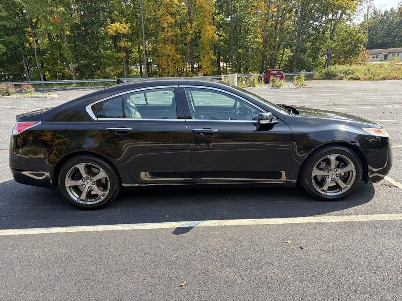 Acura TL 5-Speed AT SH-AWD with Tech Package 2010