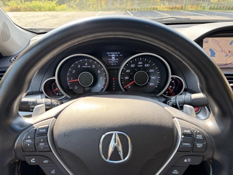 Acura TL 5-Speed AT SH-AWD with Tech Package 2010