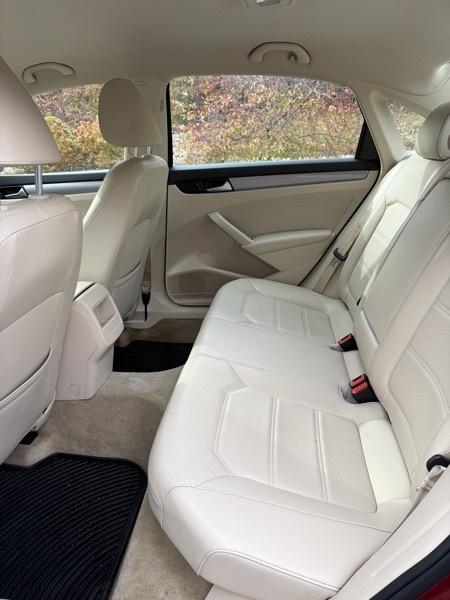 Volkswagen Passat Sport PZEV 5M 2015