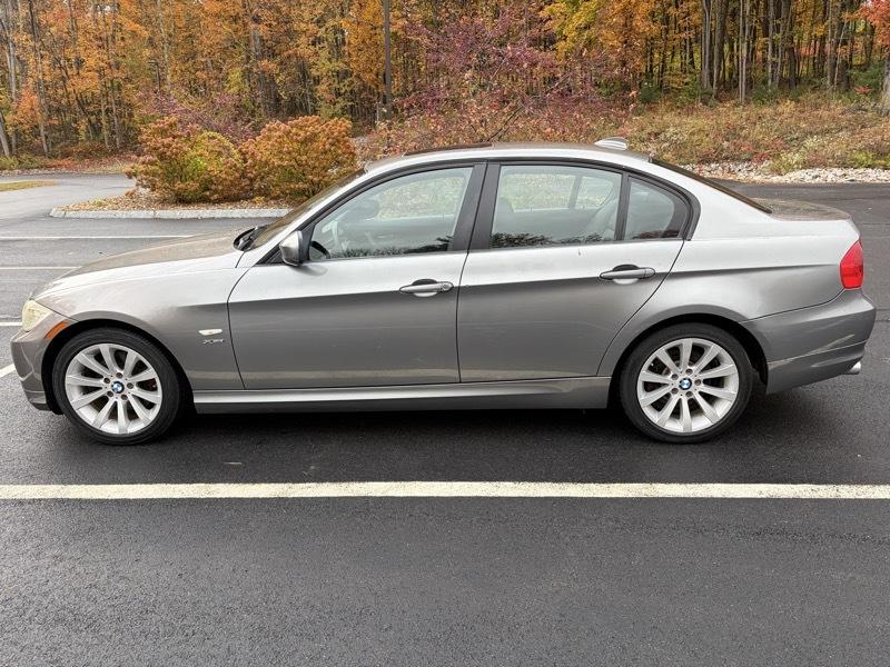 BMW 3-Series 328i xDrive SA 2011