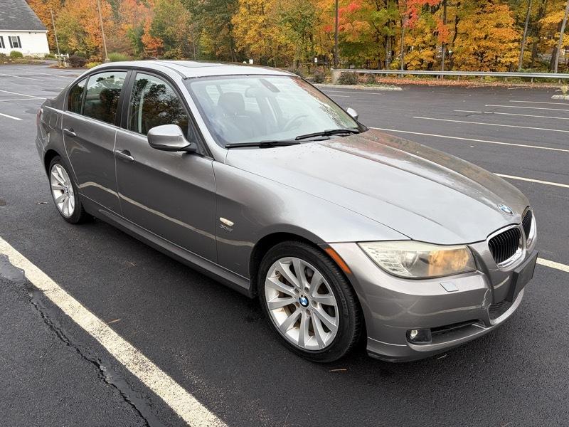 BMW 3-Series 328i xDrive SA 2011