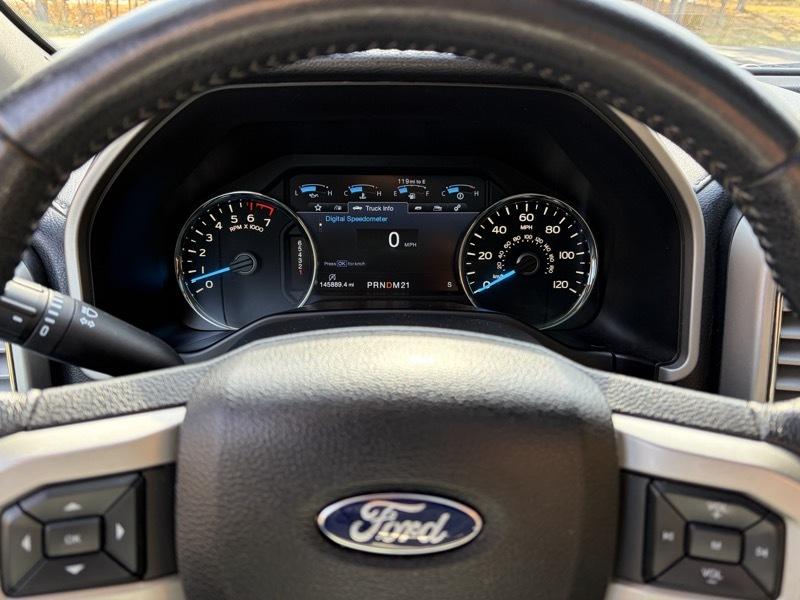 Ford F-150 Lariat SuperCrew 5.5-ft. Bed 4WD 2016