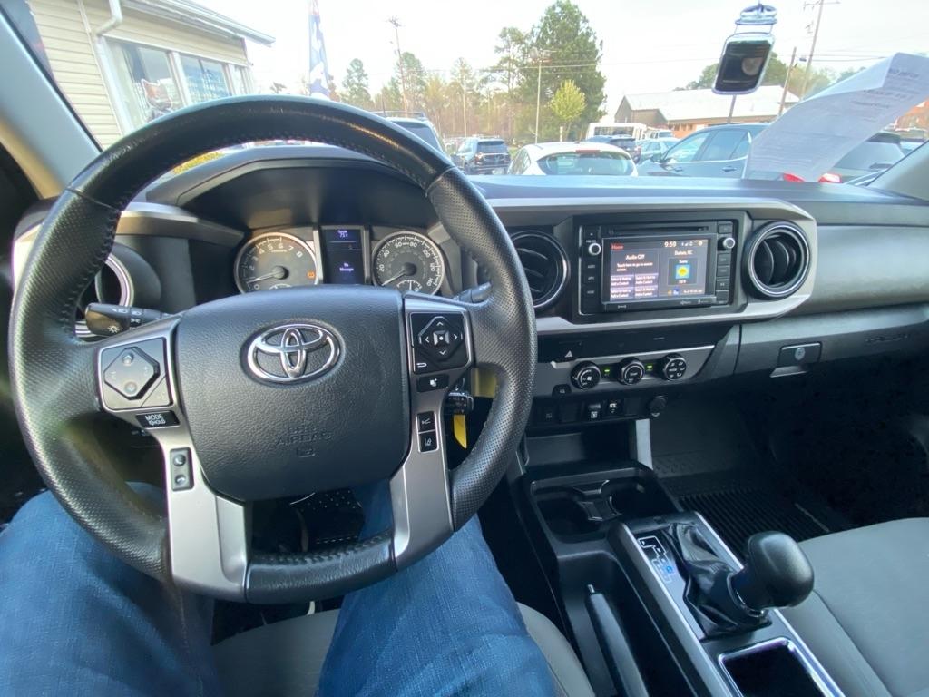 Toyota Tacoma  2019
