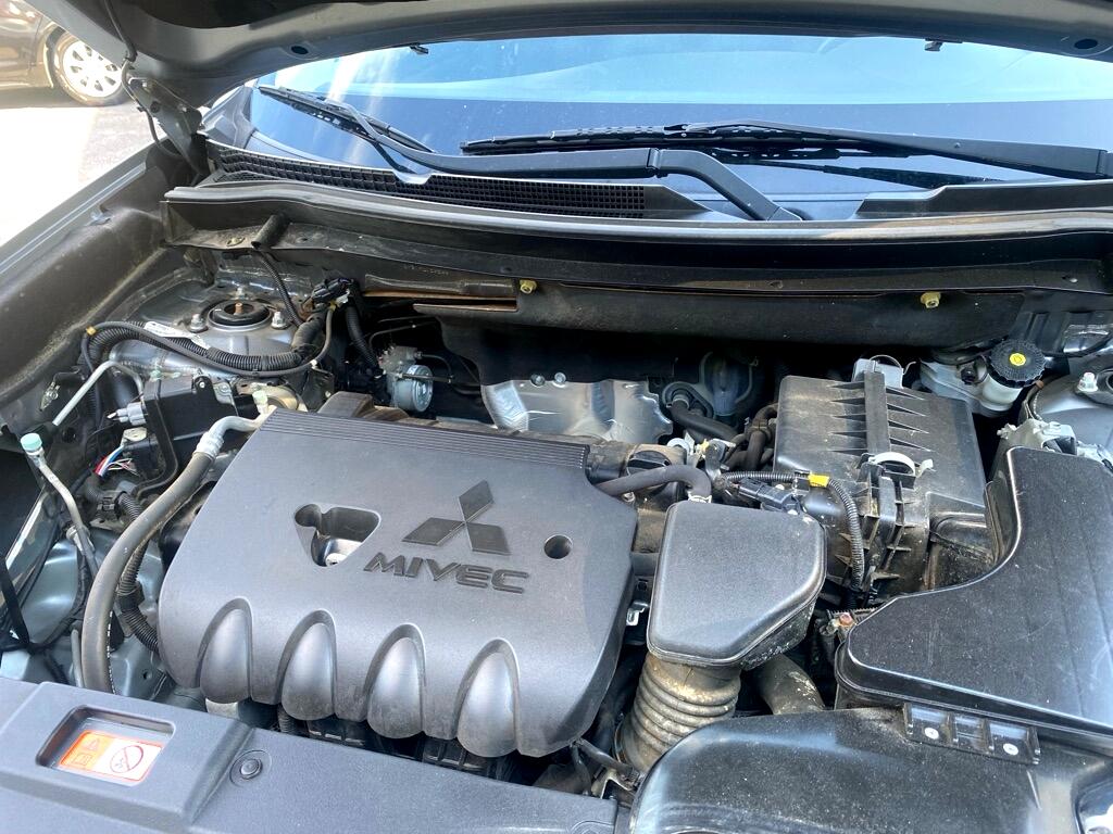 Mitsubishi Outlander  2017 Mitsubishi Outlander  2017