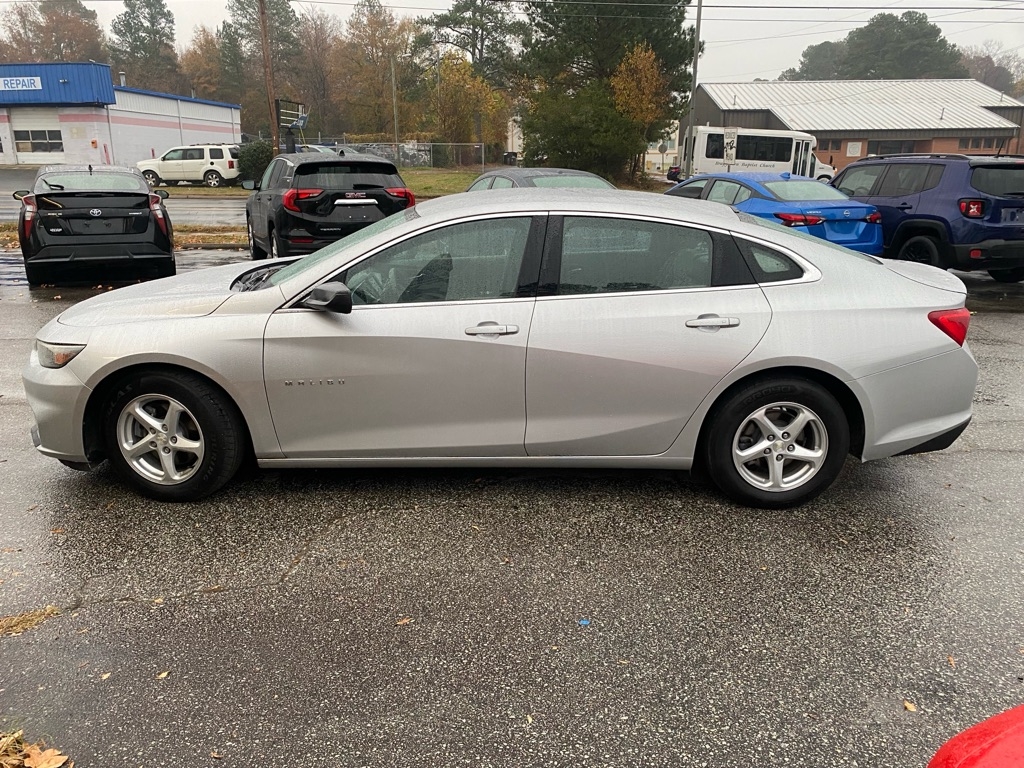 Chevrolet Malibu  2017