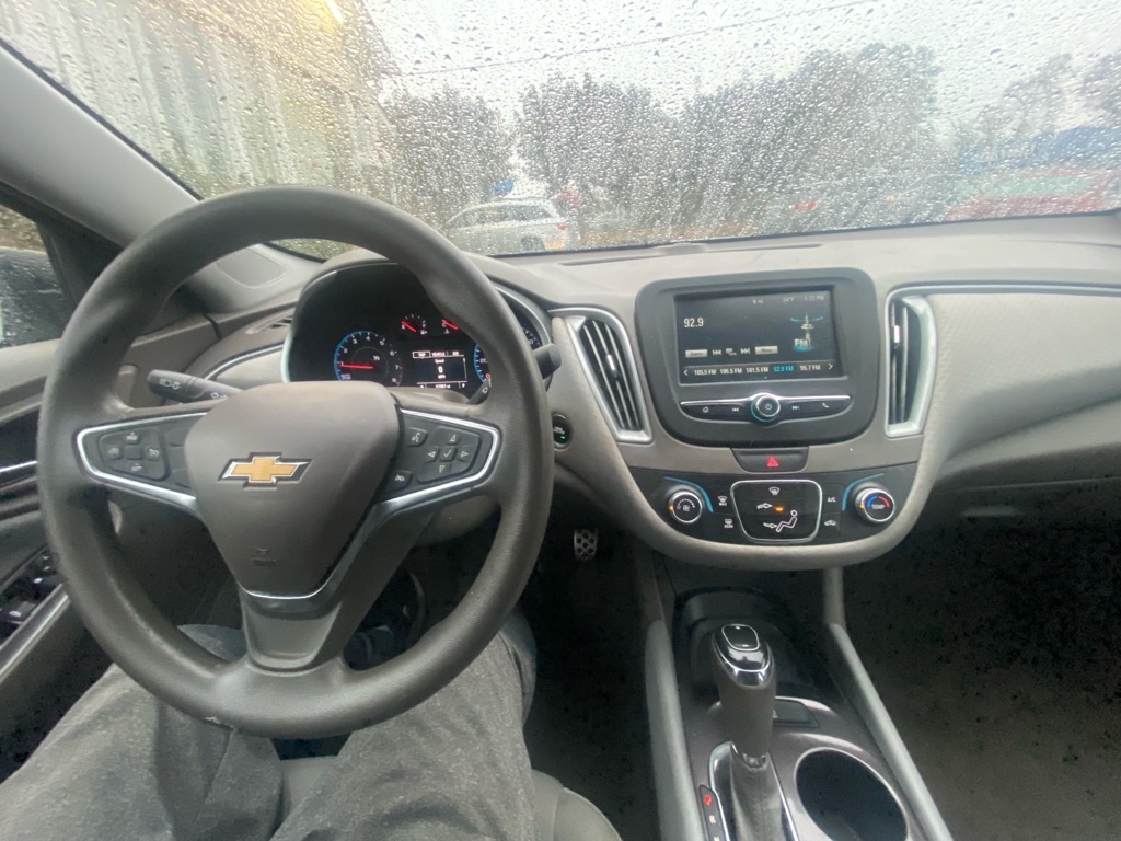 Chevrolet Malibu  2017