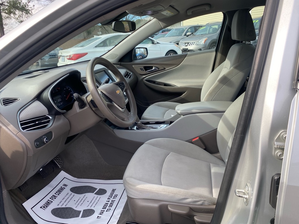 Chevrolet Malibu  2017