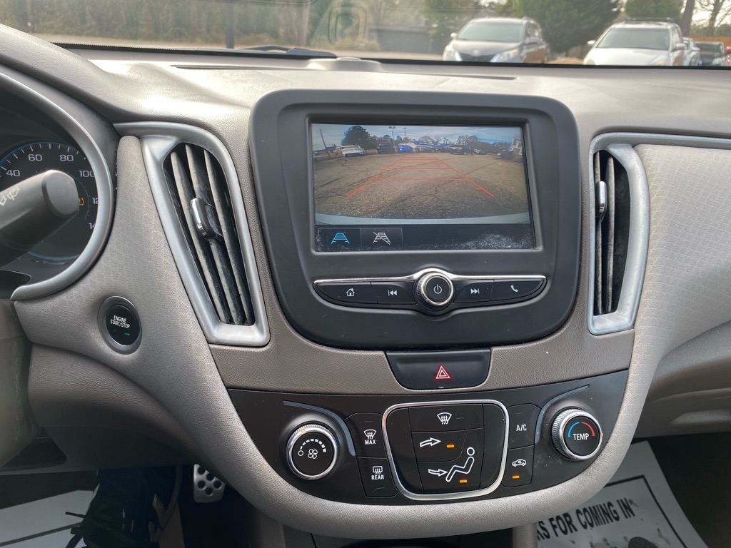 Chevrolet Malibu  2017