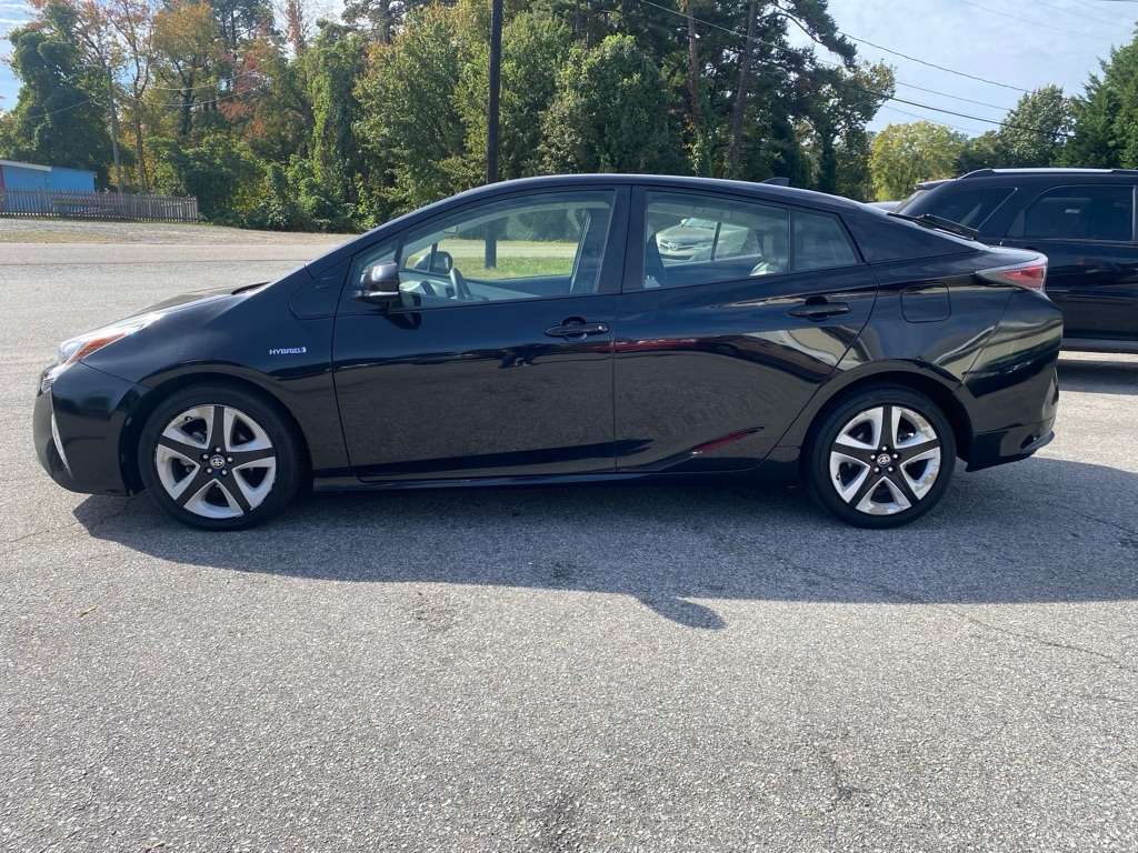 Toyota Prius  2016 Toyota Prius  2016