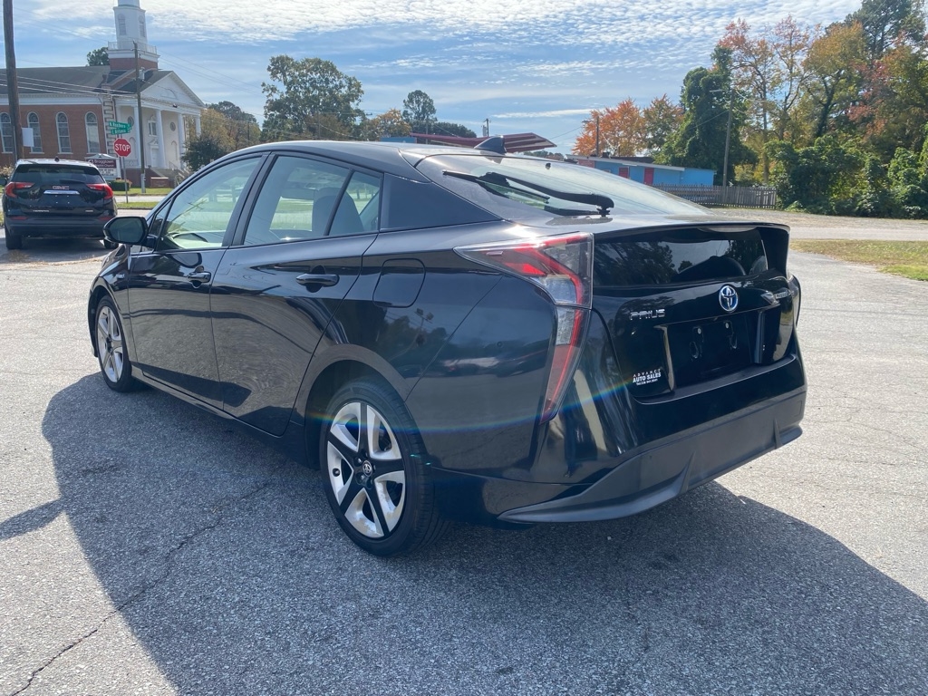 Toyota Prius  2016 Toyota Prius  2016