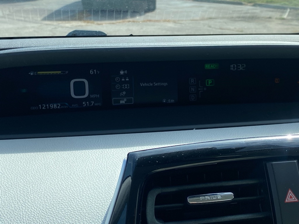 Toyota Prius  2016 Toyota Prius  2016