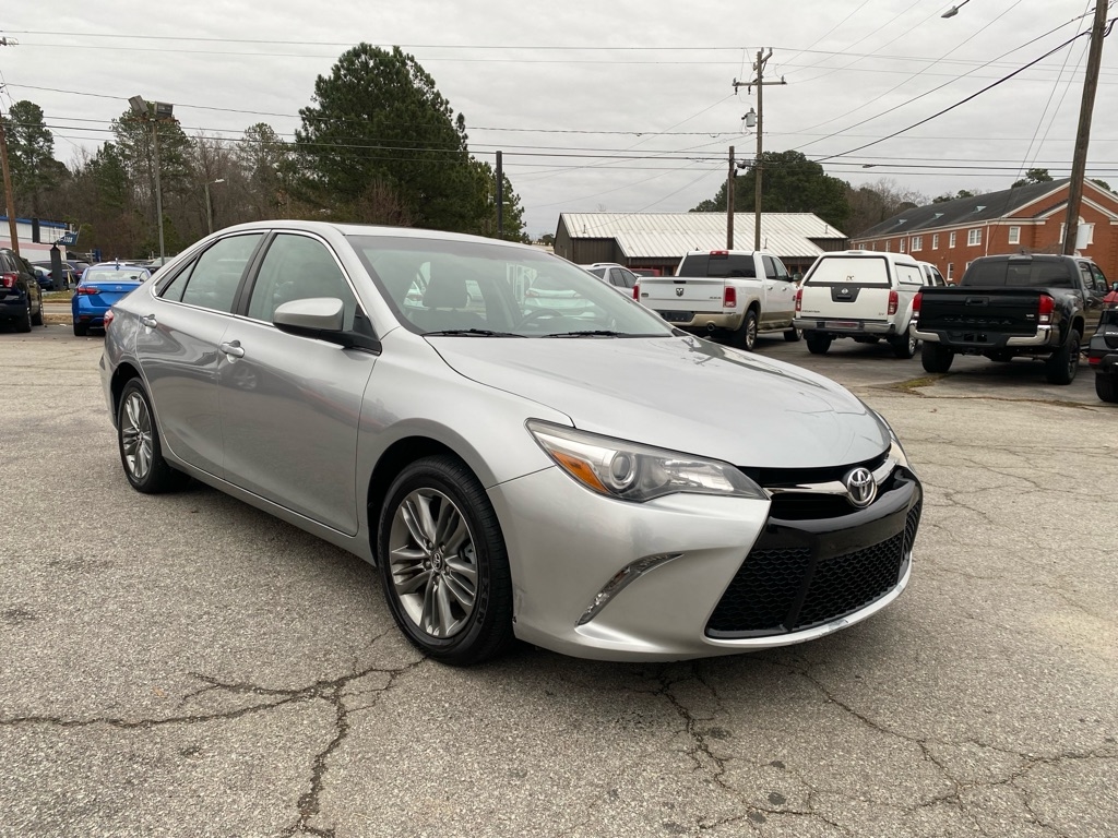Toyota Camry  2017
