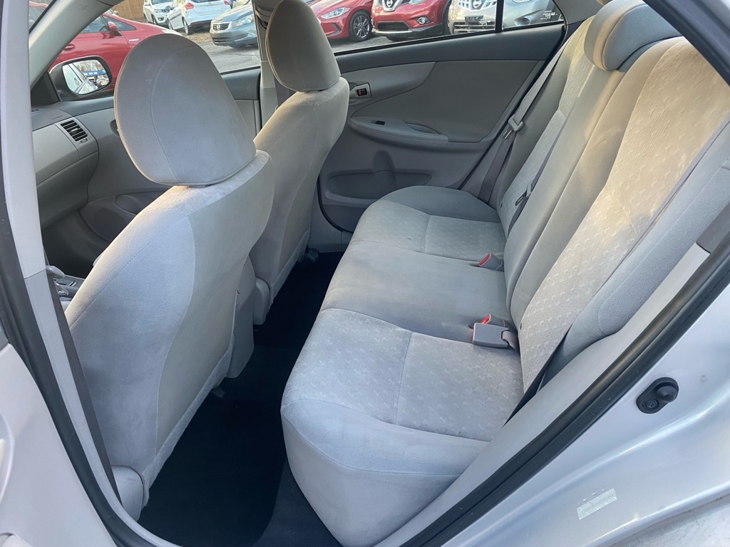 Toyota Corolla  2009