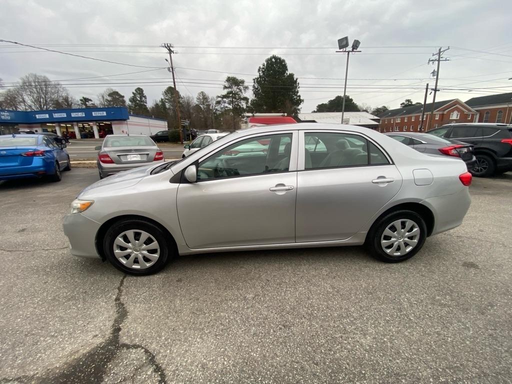 Toyota Corolla  2009