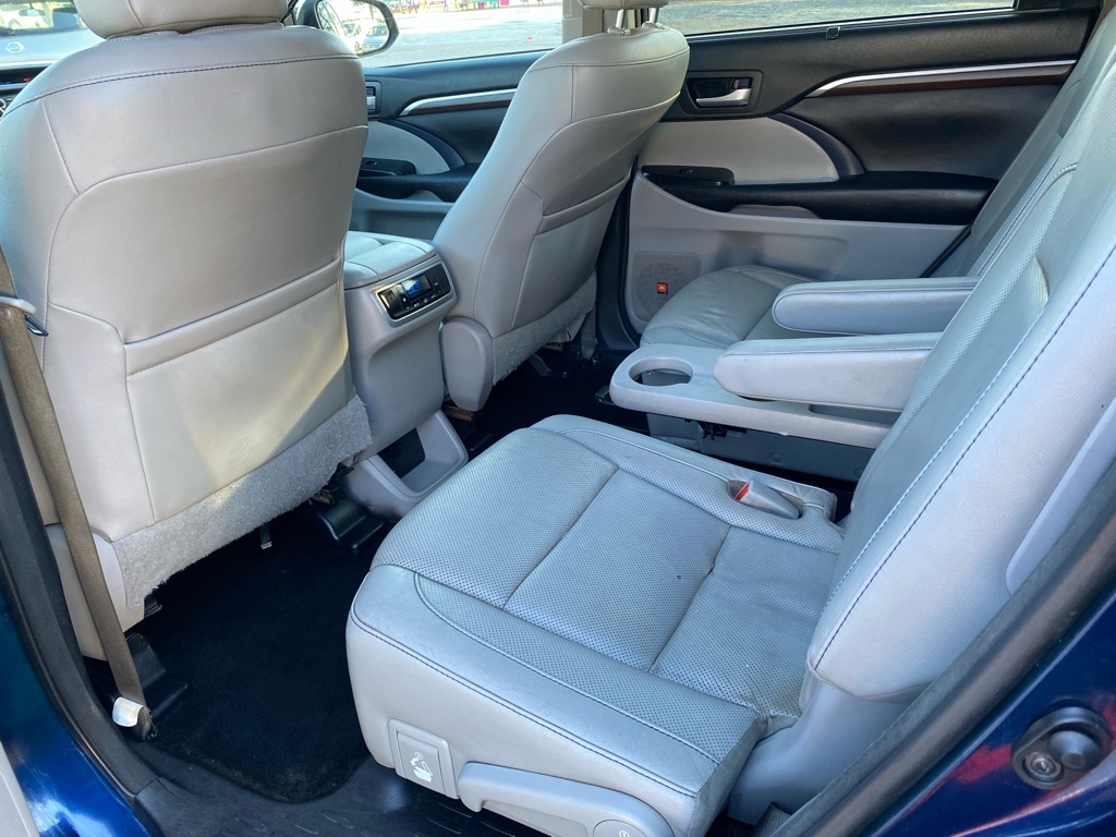 Toyota Highlander  2016