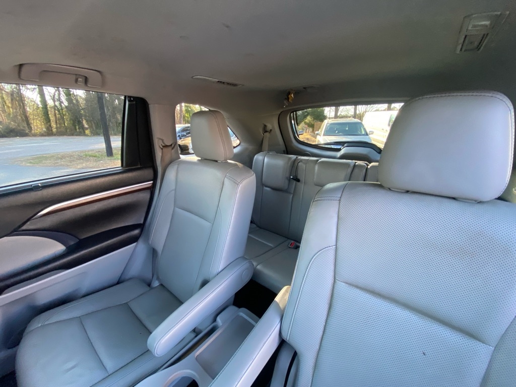 Toyota Highlander  2016