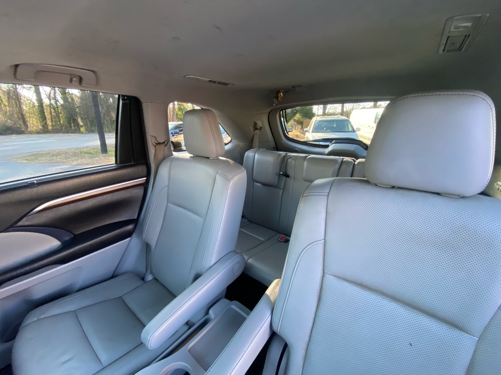 Toyota Highlander  2016