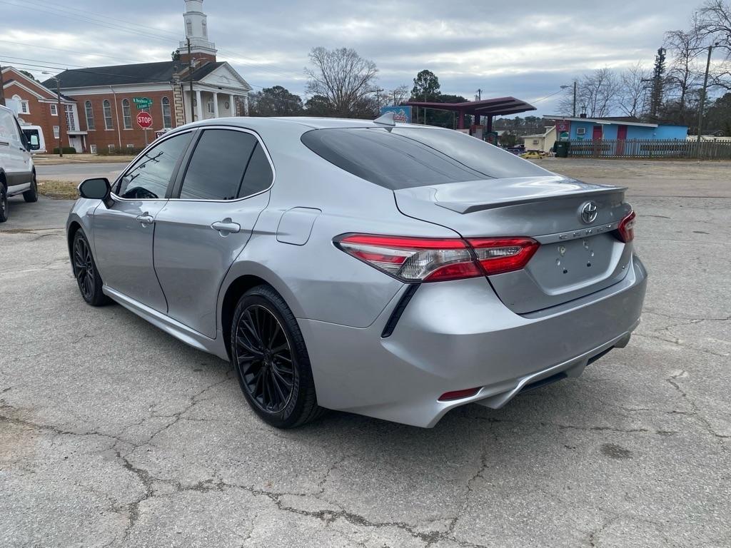 Toyota Camry  2019