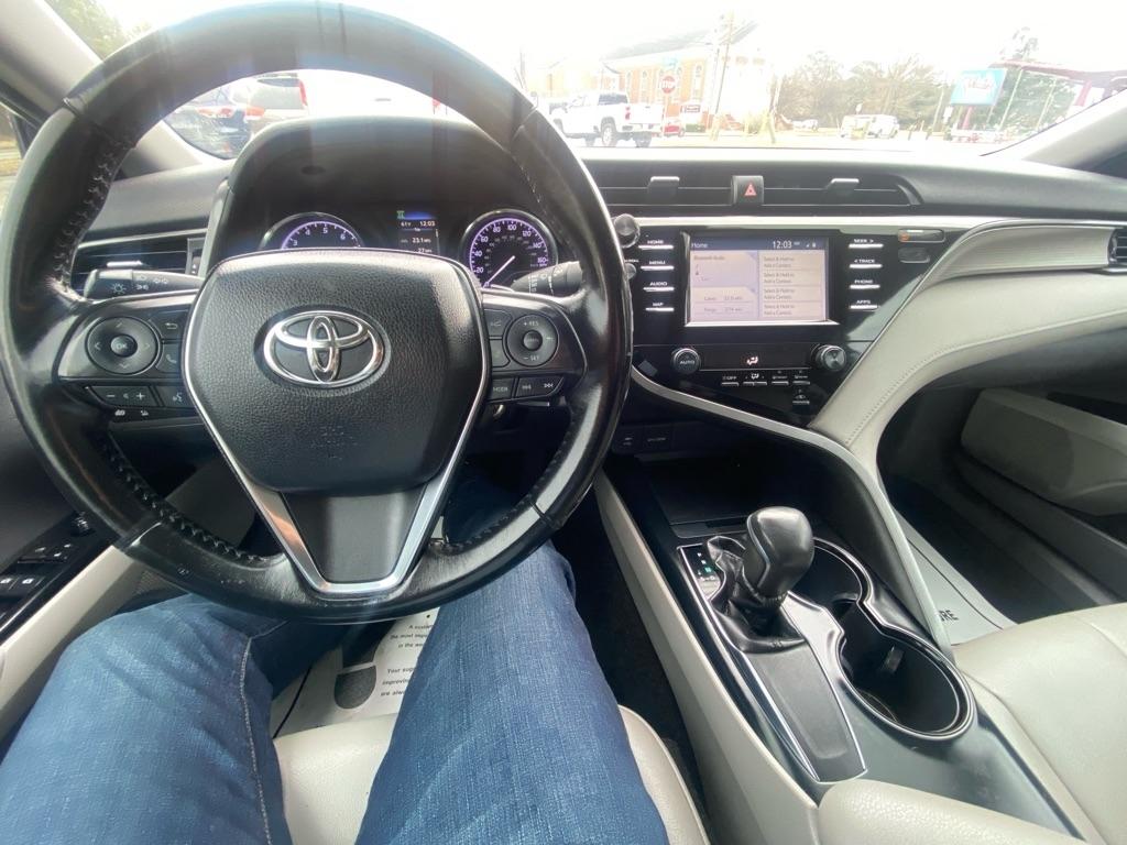 Toyota Camry  2019