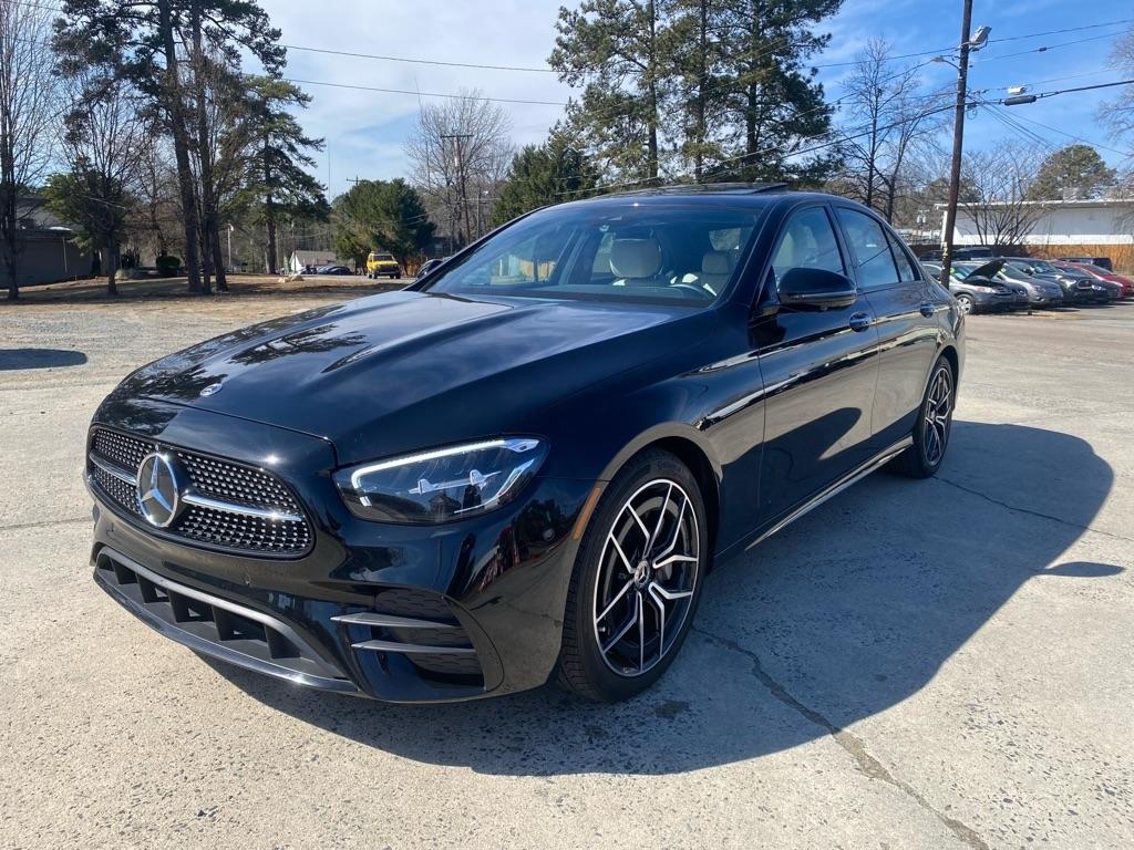 Mercedes-Benz E-Class  2022