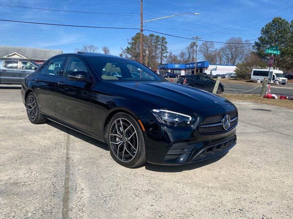 Mercedes-Benz E-Class  2022