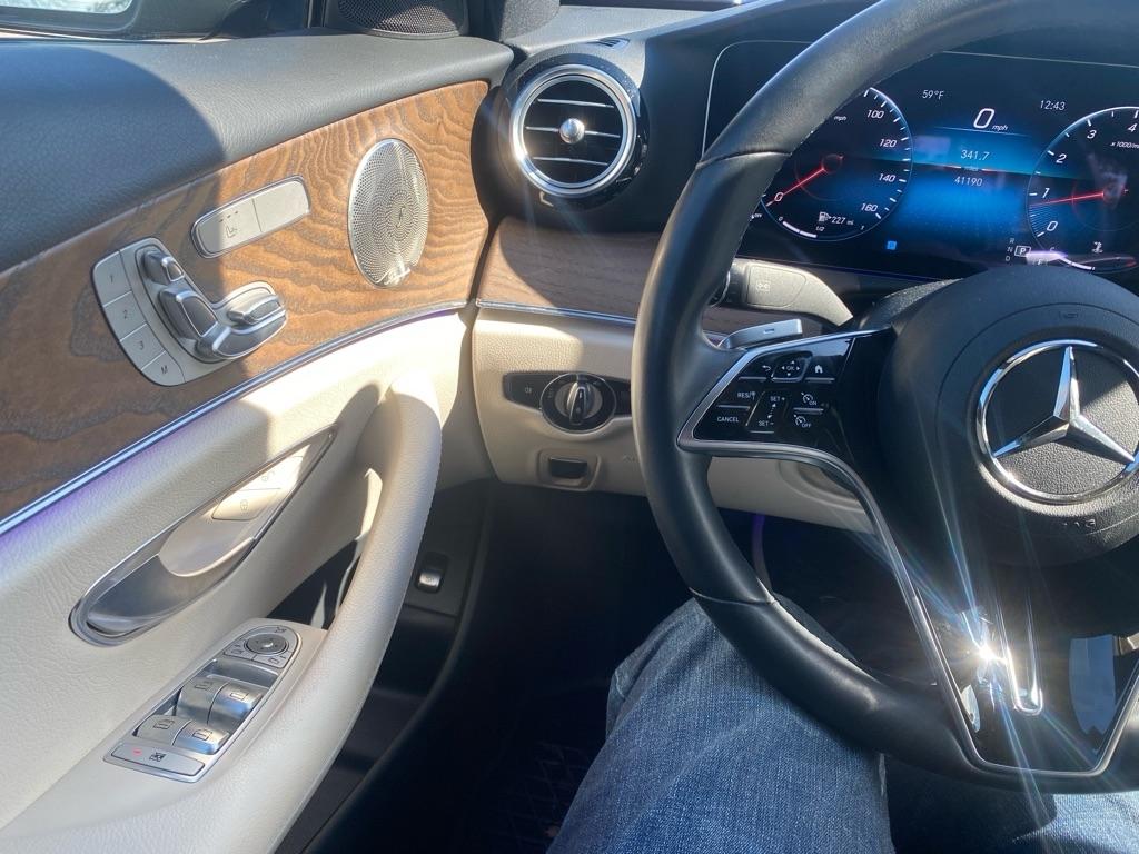 Mercedes-Benz E-Class  2022