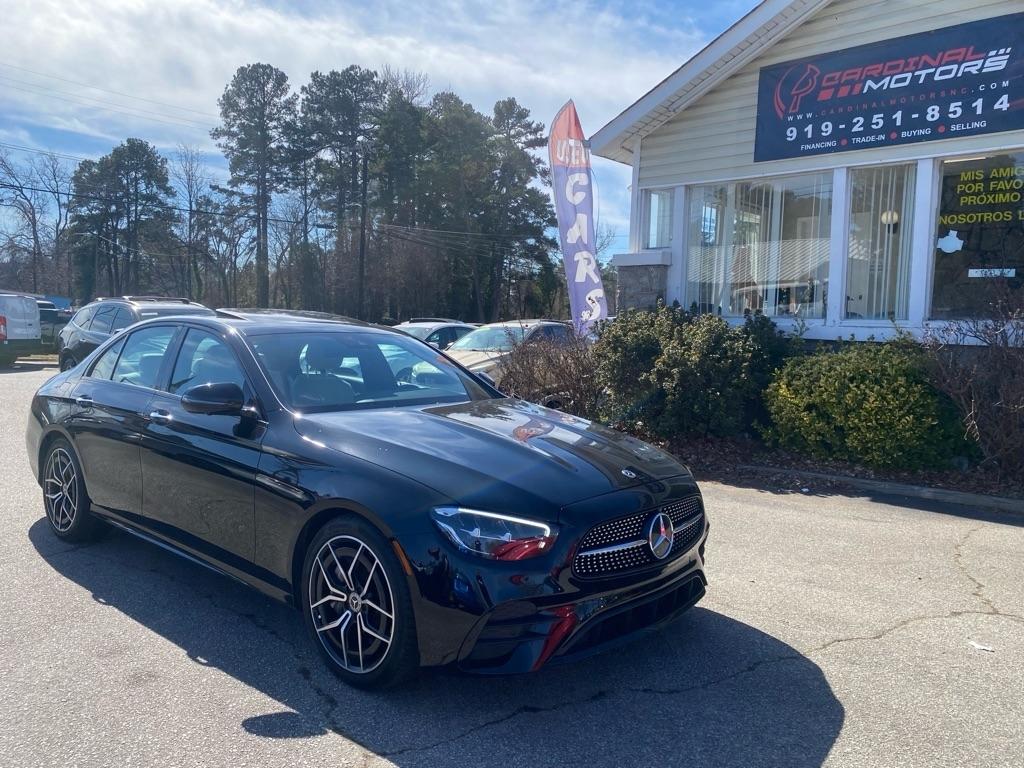 Mercedes-Benz E-Class  2022
