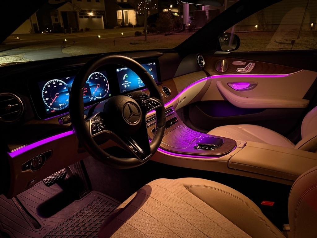 Mercedes-Benz E-Class  2022