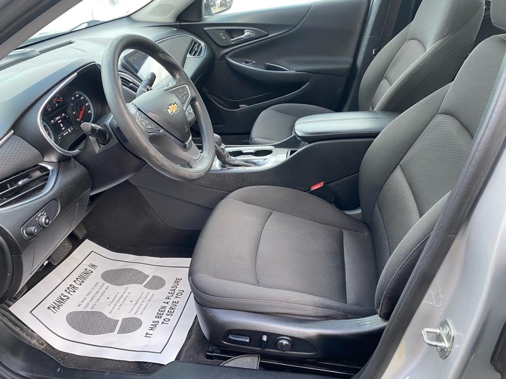 Chevrolet Malibu  2021