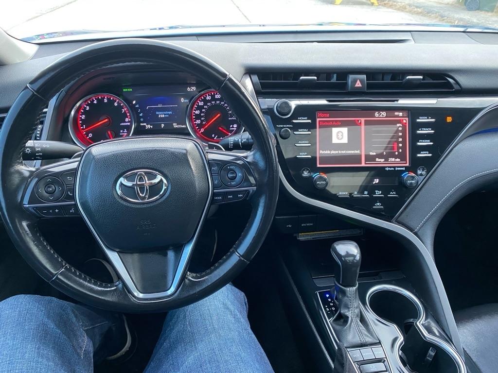 Toyota Camry  2020
