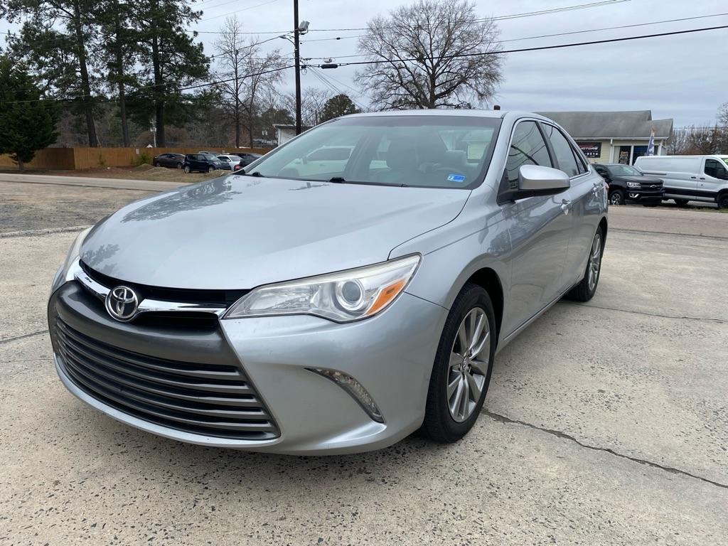 Toyota Camry  2017