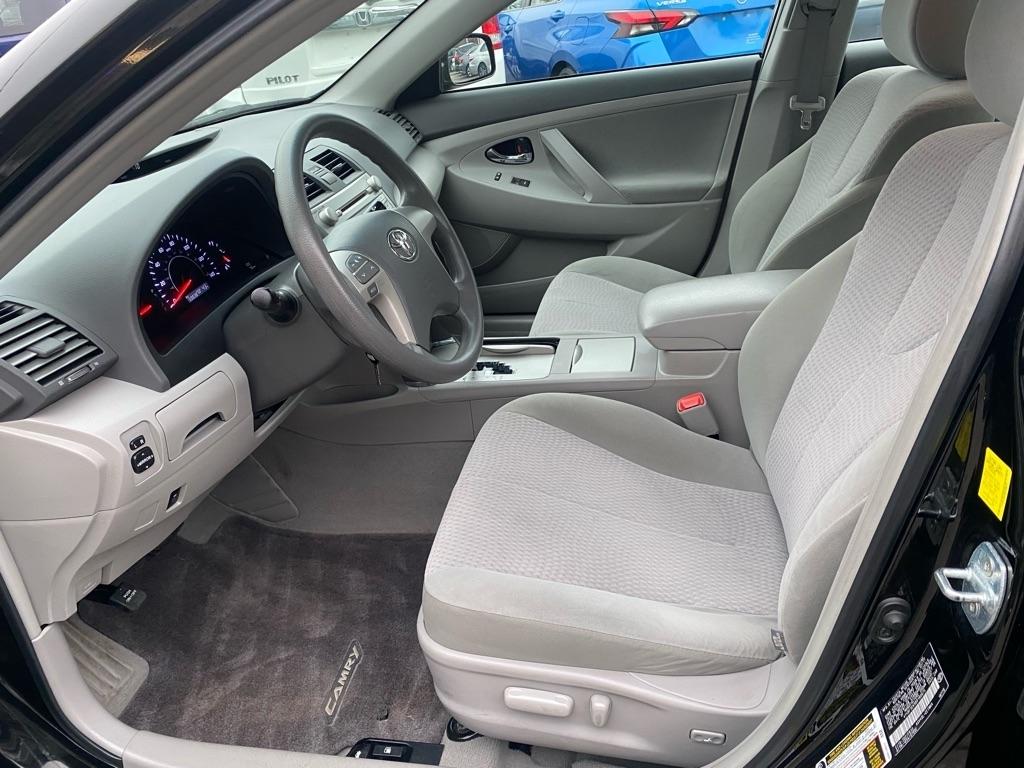 Toyota Camry  2011