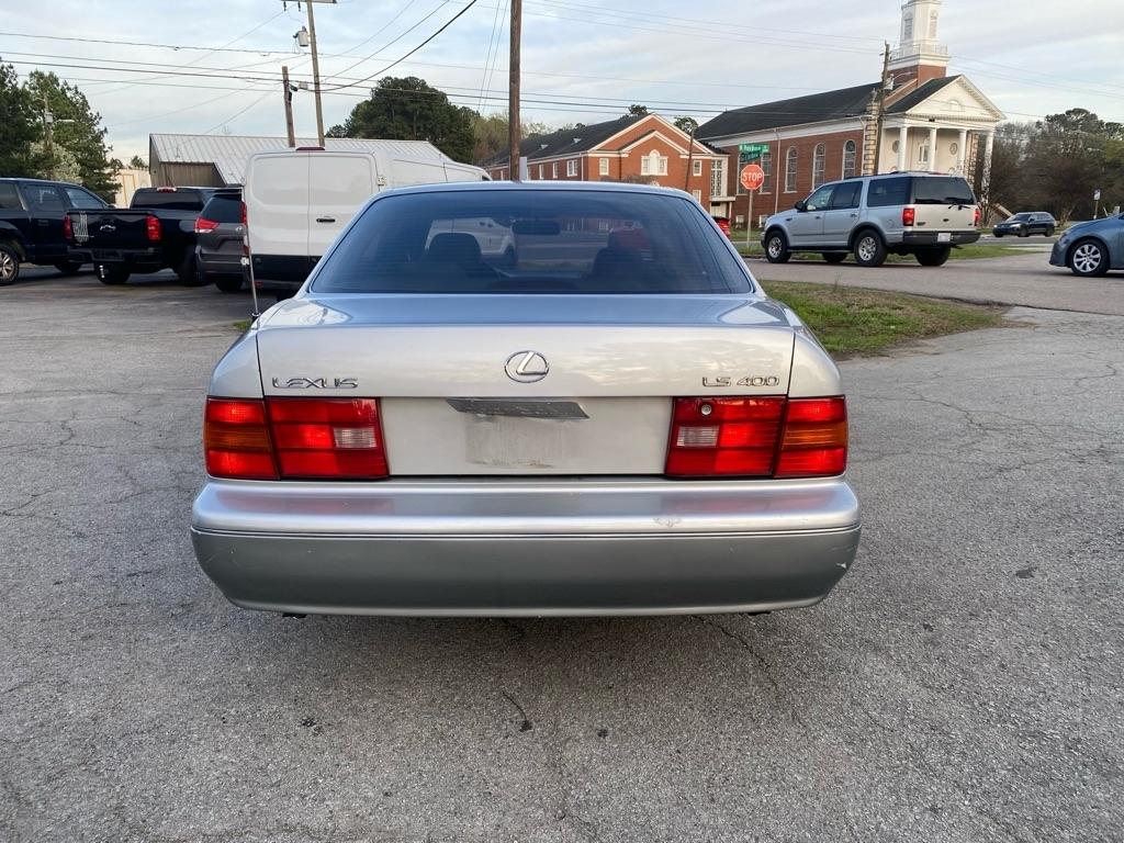 Lexus LS 400  1996