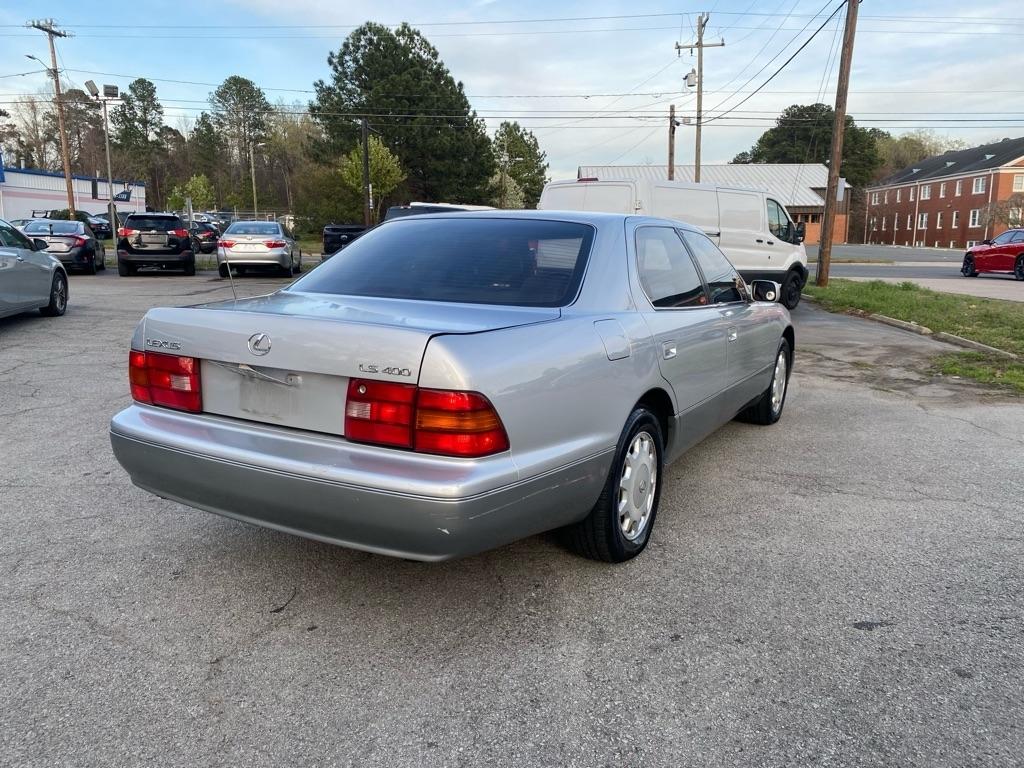 Lexus LS 400  1996