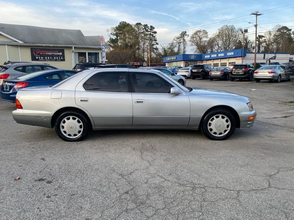 Lexus LS 400  1996