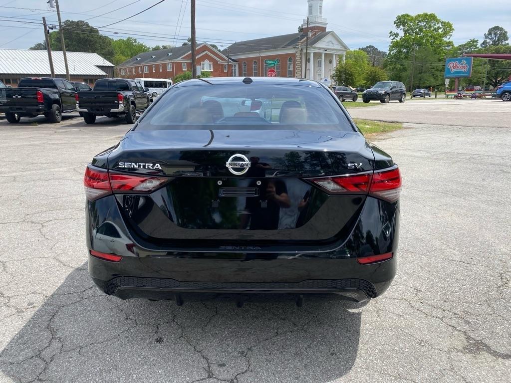 Nissan Sentra  2021