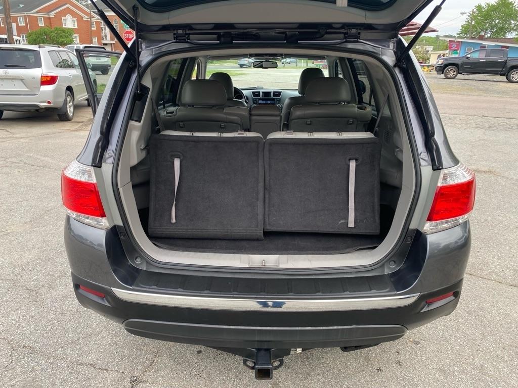 Toyota Highlander  2012