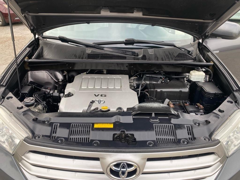 Toyota Highlander  2012