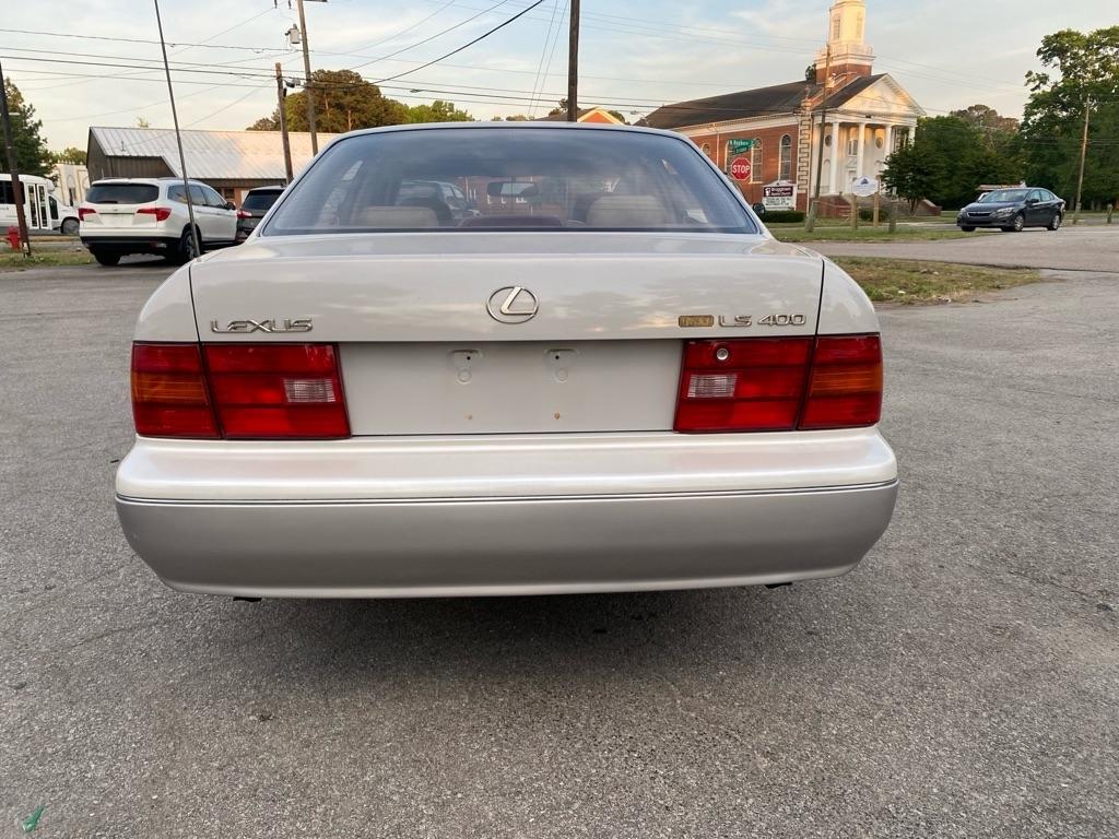 Lexus LS 400  1997