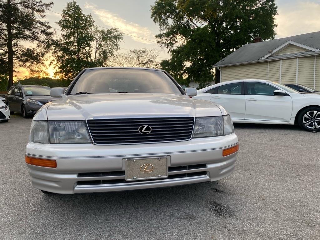 Lexus LS 400  1997