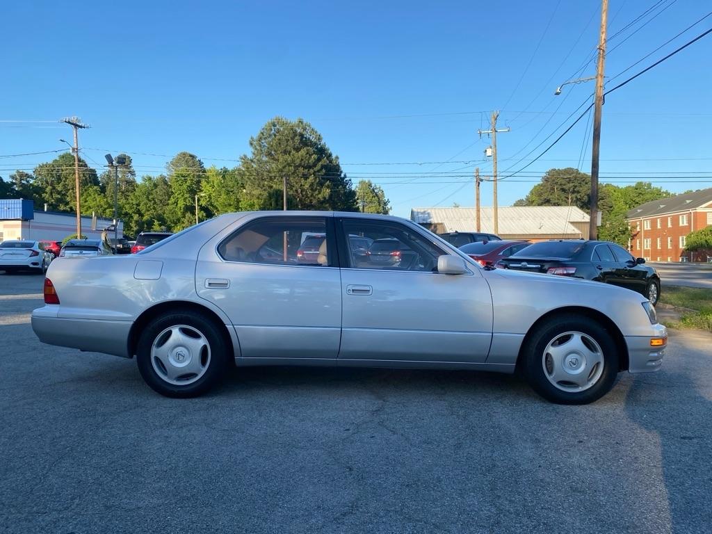 Lexus LS 400  1997