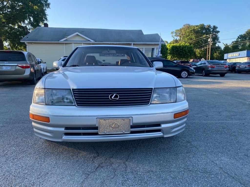 Lexus LS 400  1997