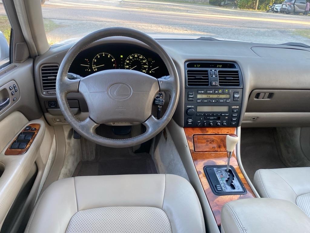 Lexus LS 400  1997