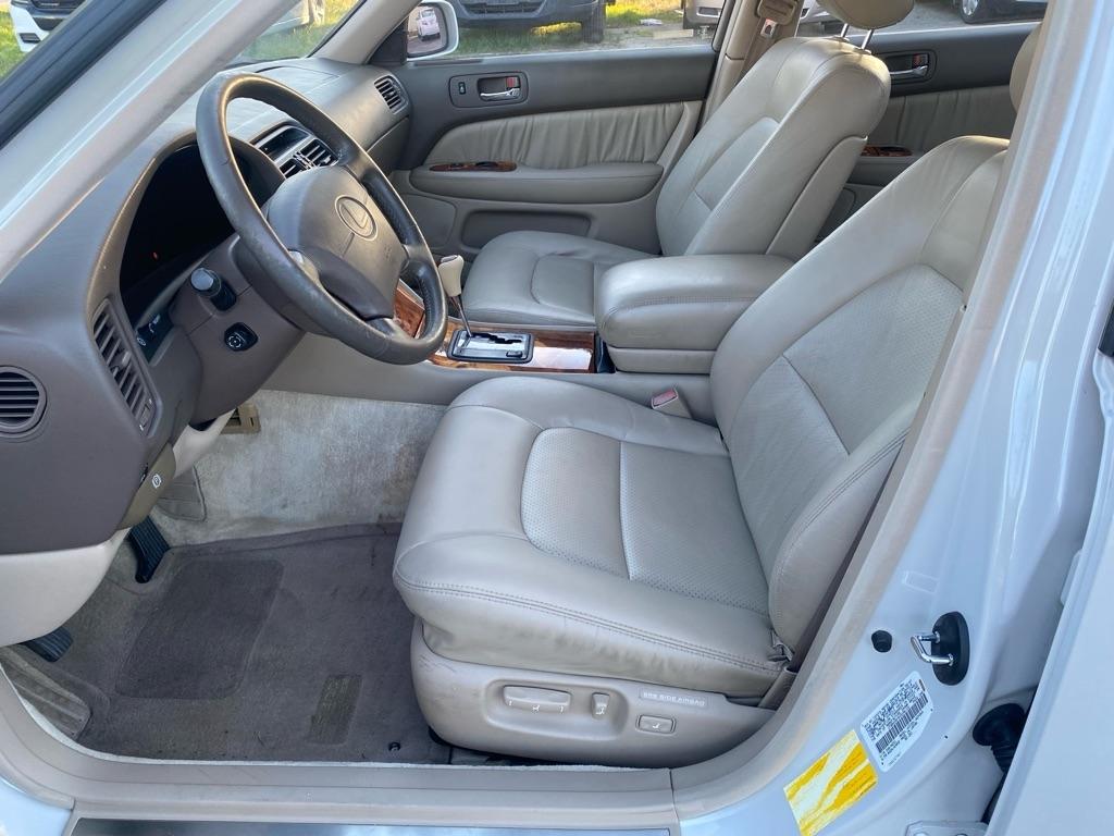 Lexus LS 400  1997