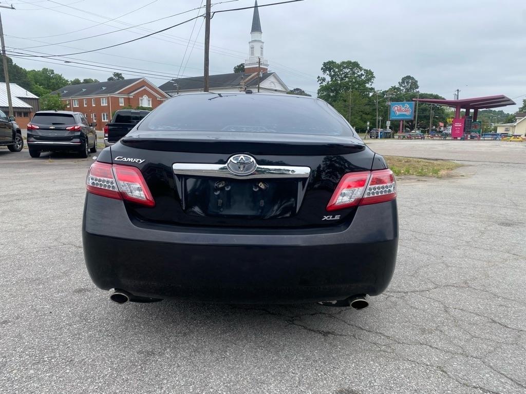 Toyota Camry  2011