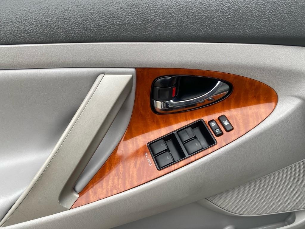 Toyota Camry  2011