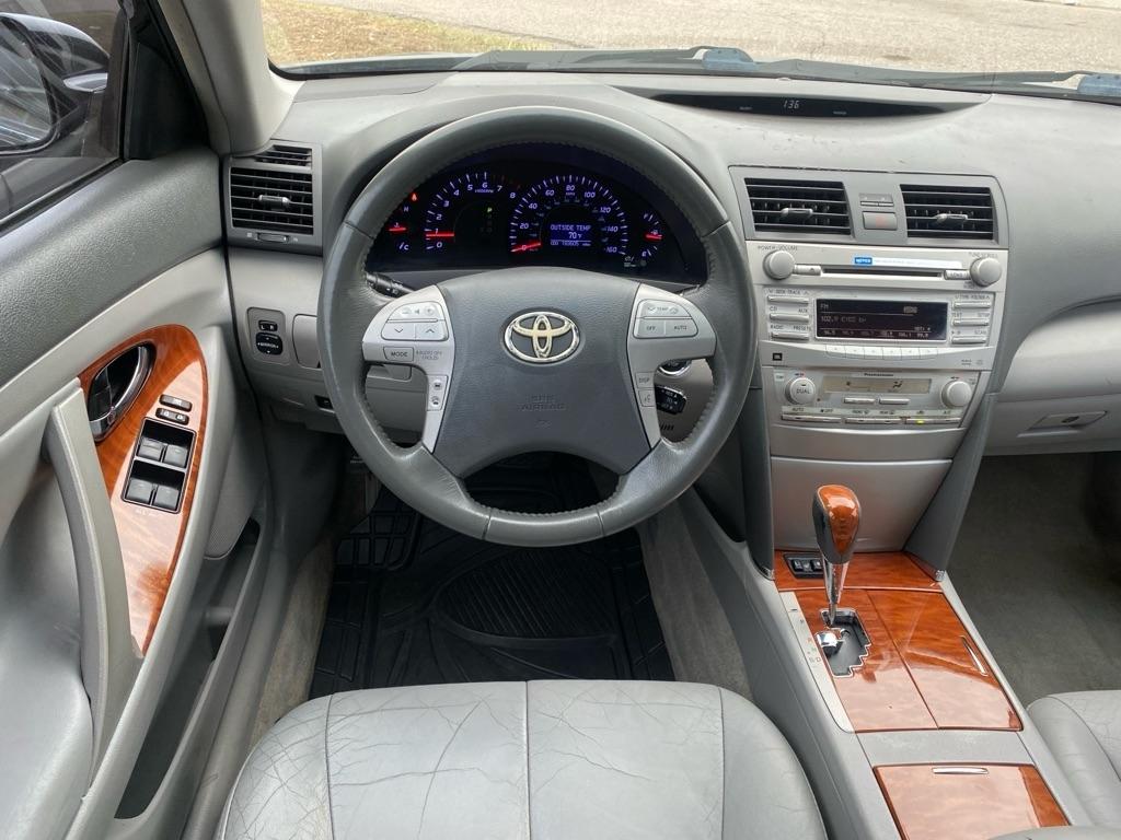 Toyota Camry  2011