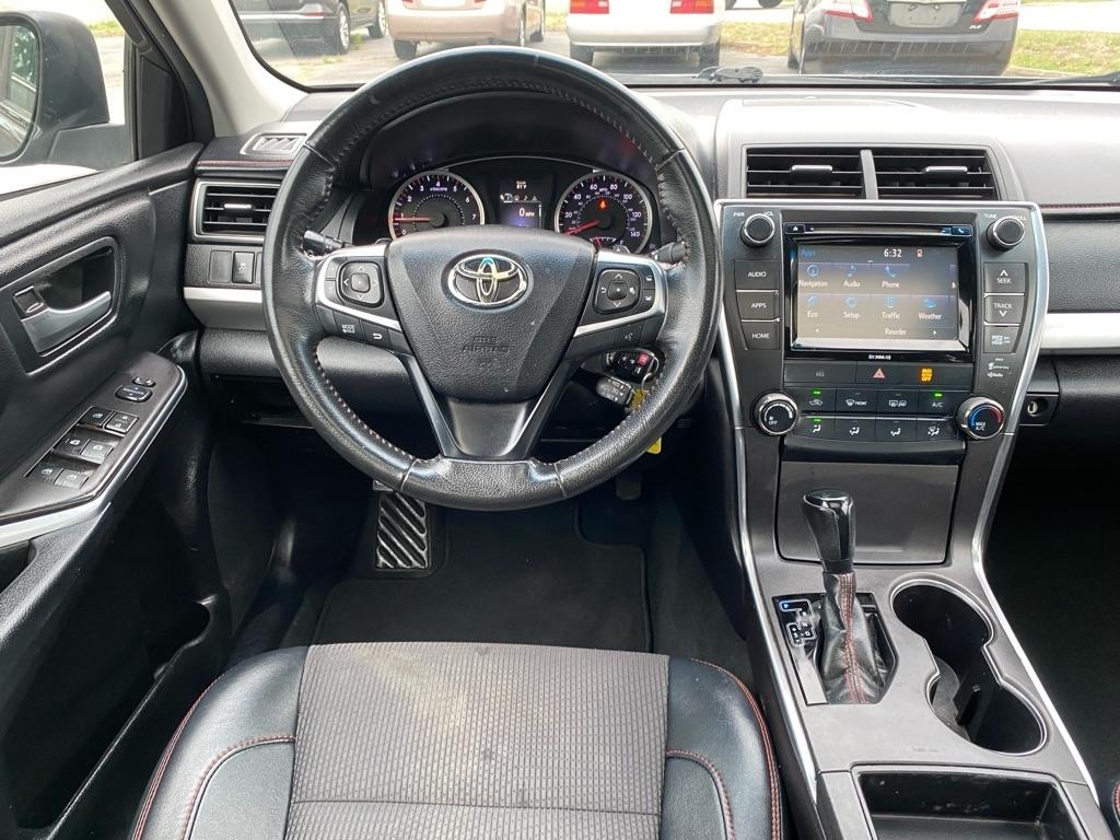 Toyota Camry  2016