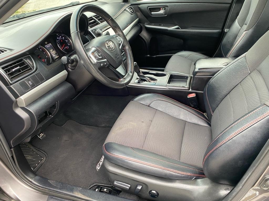 Toyota Camry  2016