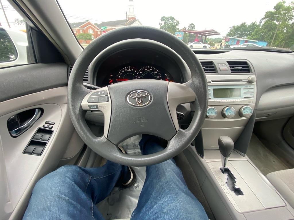 Toyota Camry  2009